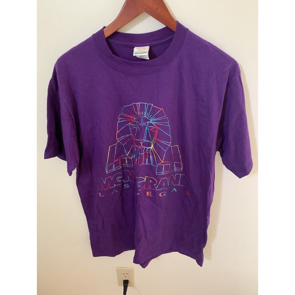 Vintage MGM Grand Las Vegas Mens Size M T-Shirt Lion Casino Purple Metallic NEW